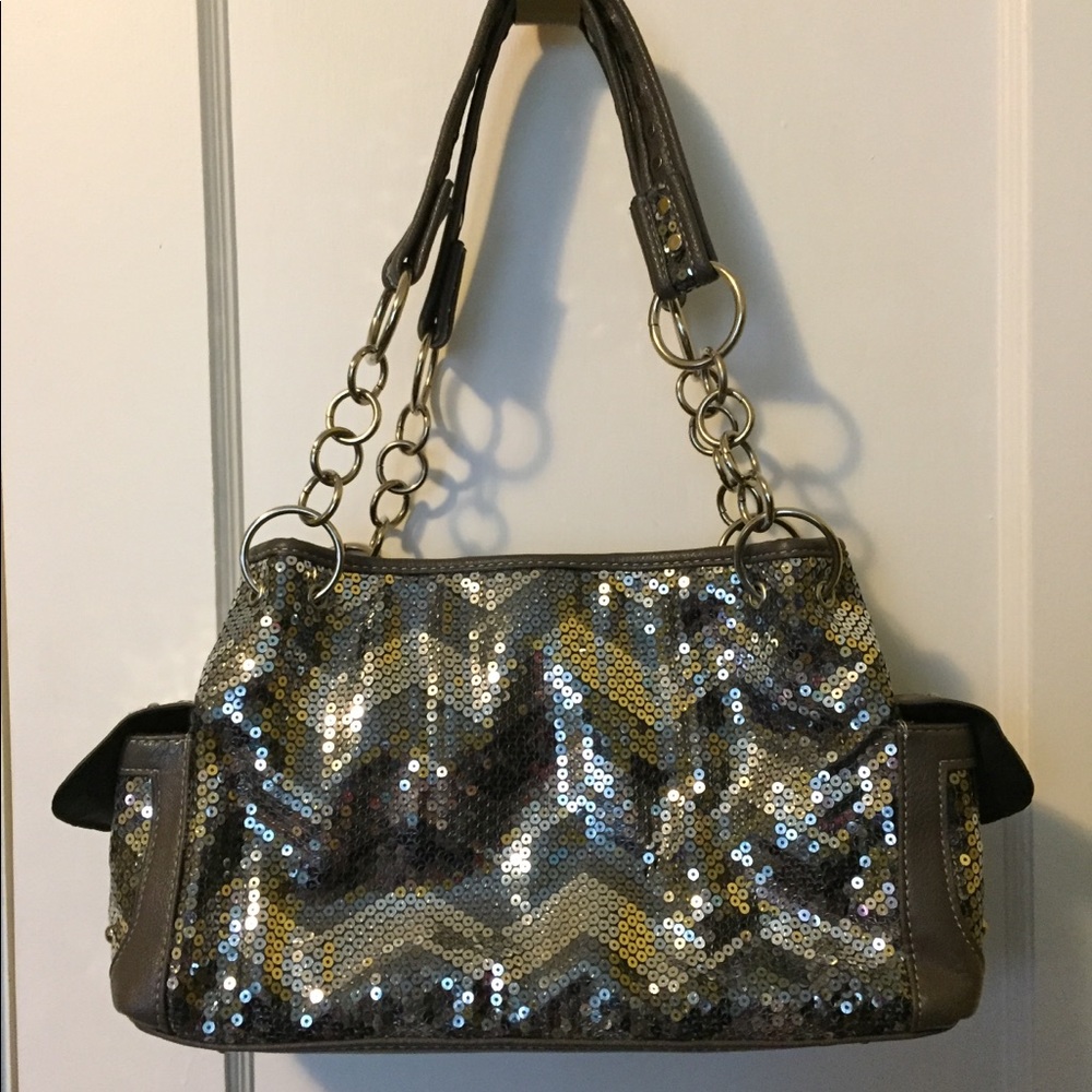 Sequined Chevron Purse 👜